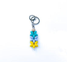 Load image into Gallery viewer, Floral Beaded Fidget Keychains
